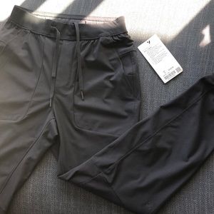 NWT Lululemon ABC jogger men’s small